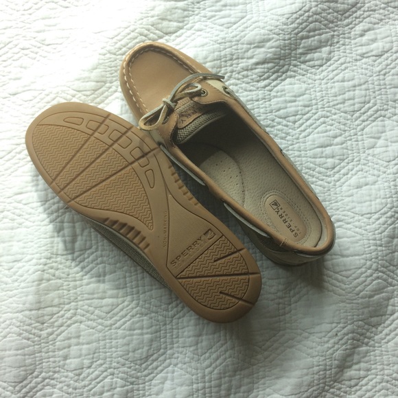 Sperry Shoes - SPERRY • brand new woman's top-wider boat shoes